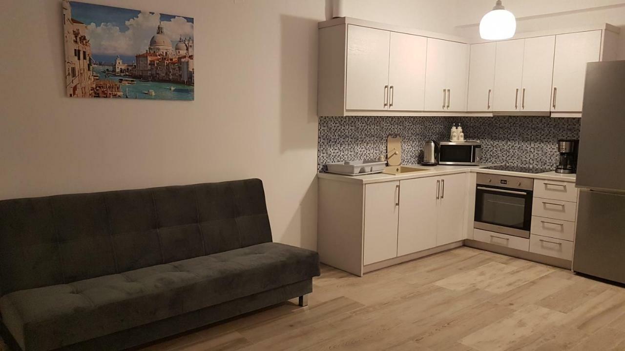 Tanyas Cozy House Villa Камиларион Екстериор снимка